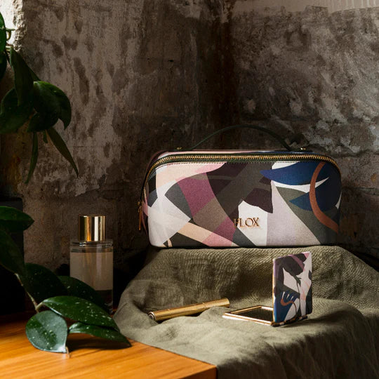 Flox Ahi Train Case