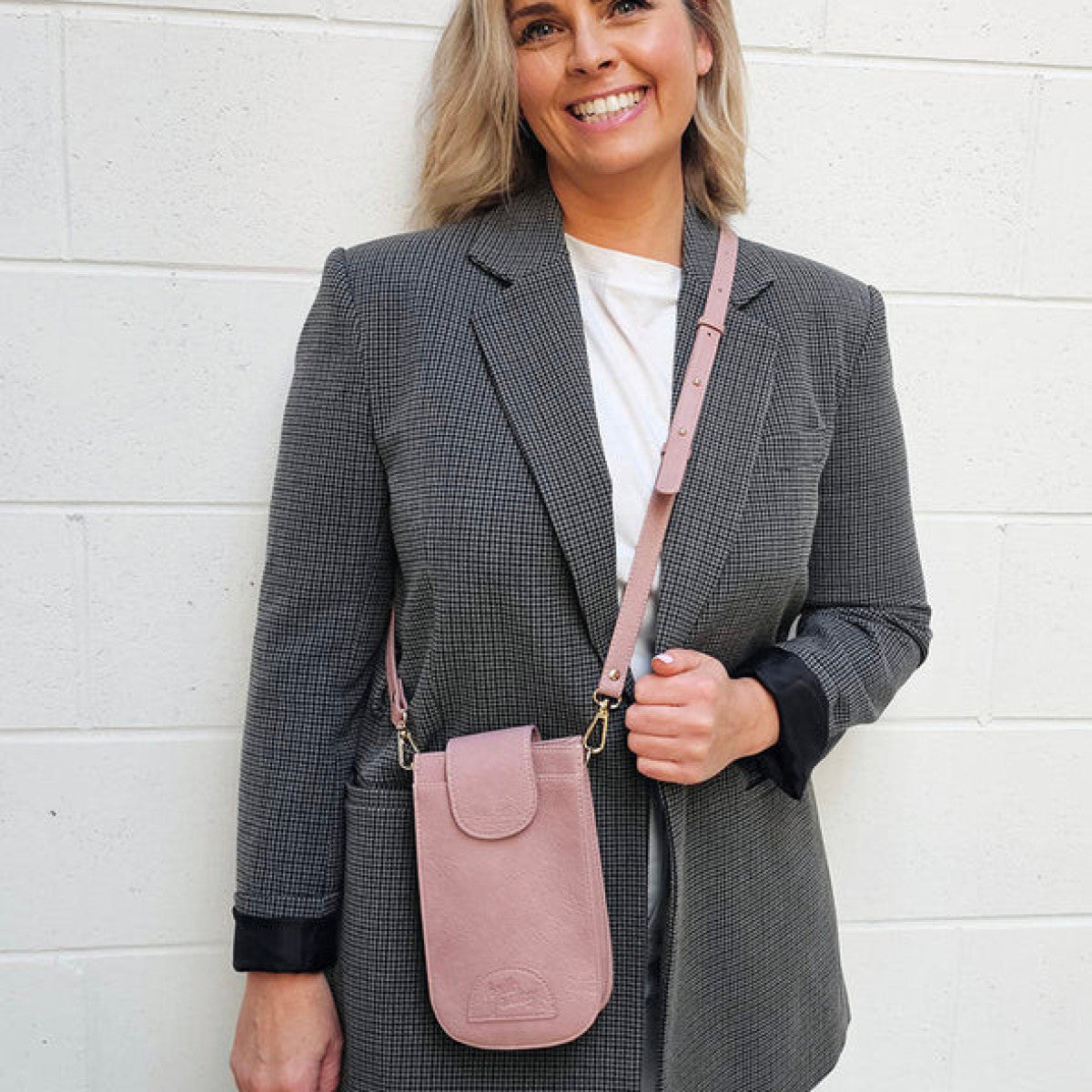 Hello Friday Lexi Phone Bag Mauve