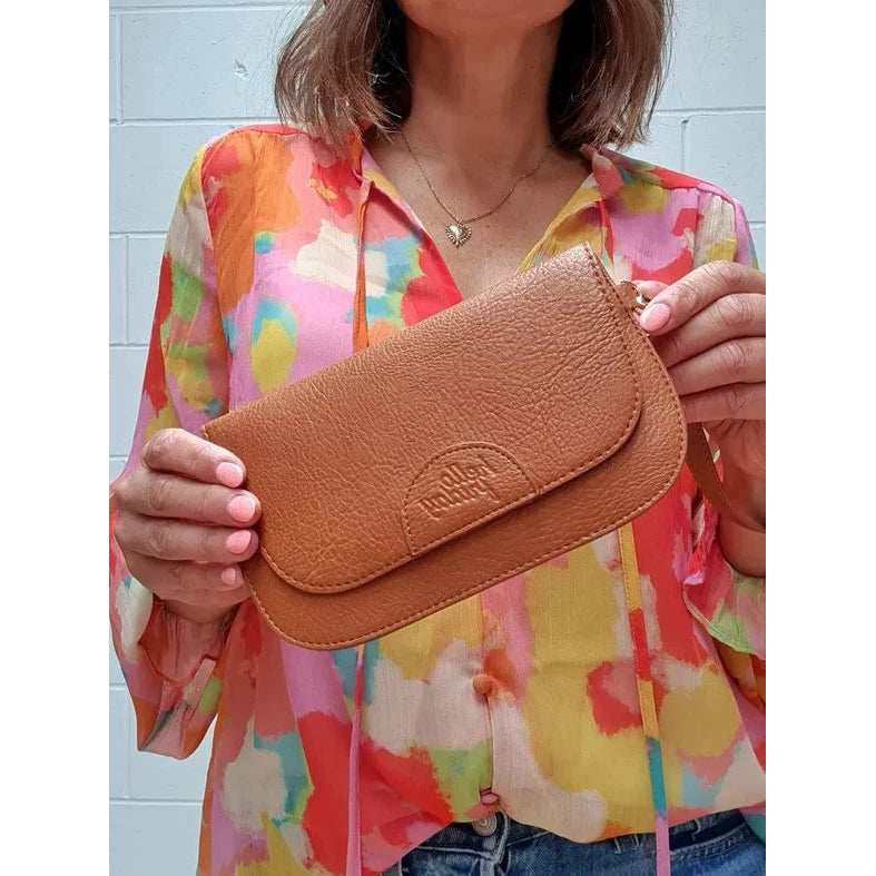 Hello Friday Millie Clutch Wallet - Tan
