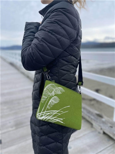 Toetoe Ecofelt Cross Body Bag