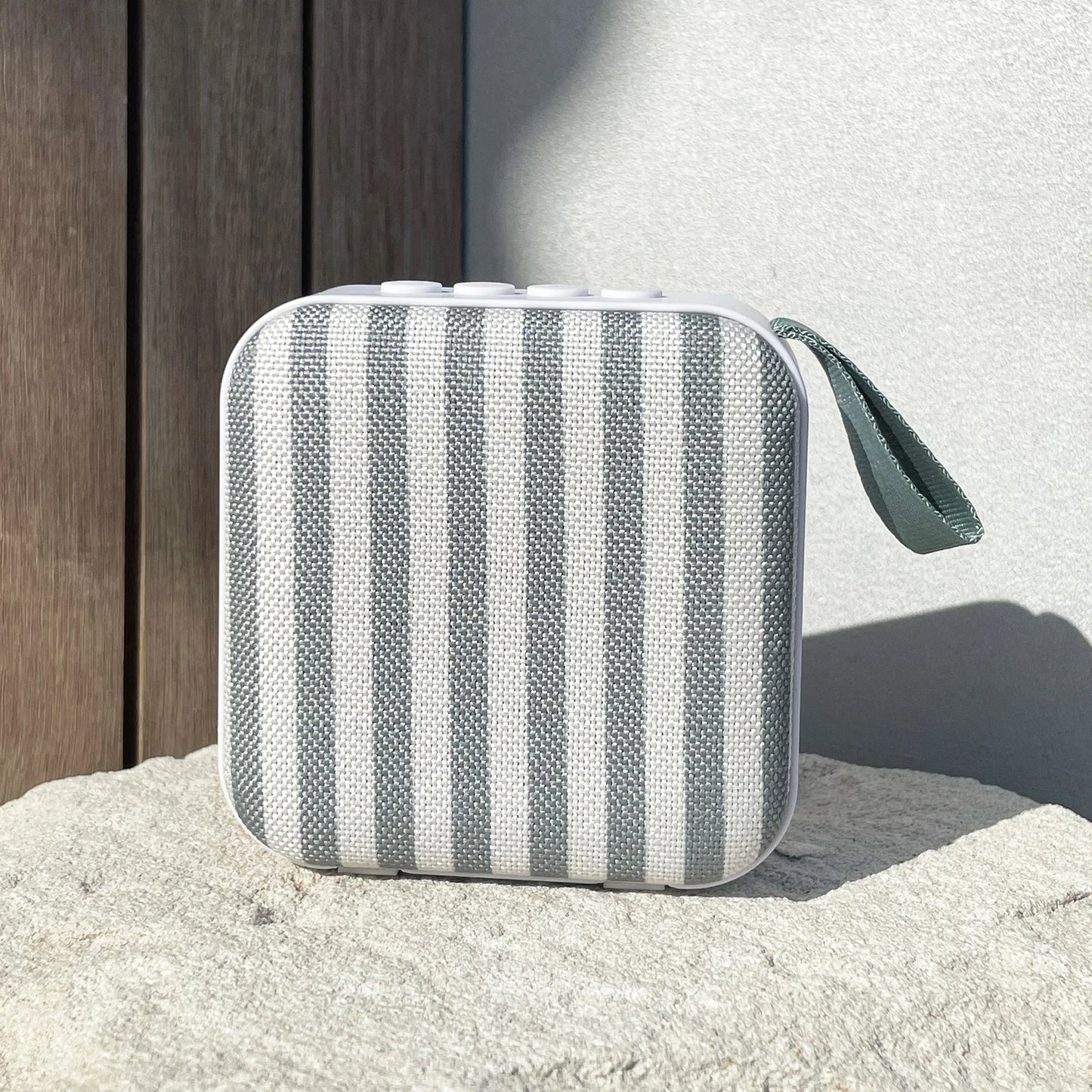 Portable Travel Speaker Vacay Olive