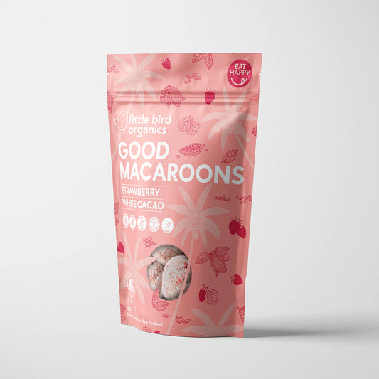 Strawberry & White Cacao Macaroon